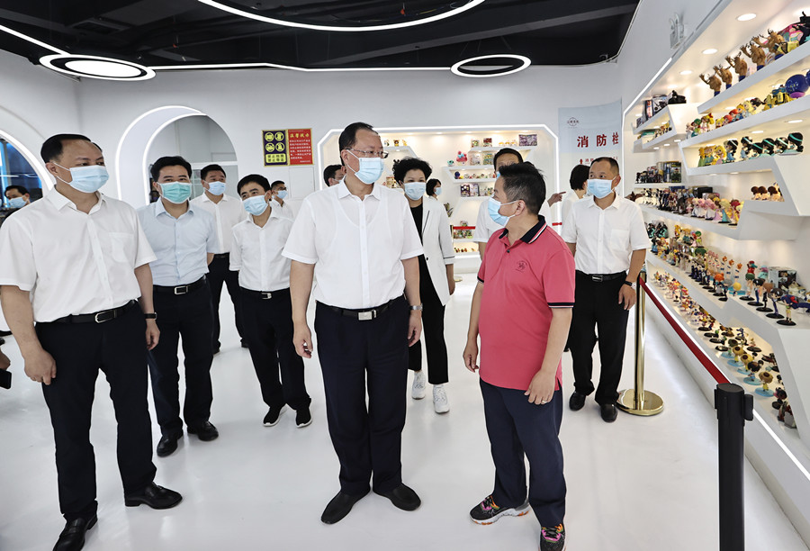 毛伟明在怀化调研并召开雨花区·溆浦县对口帮扶工作推进会