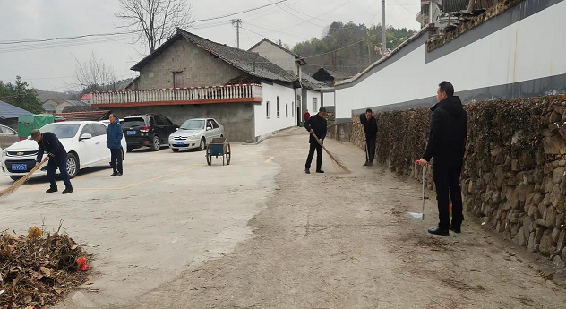 黄旗村丨人居环境整治活动正在进行中...